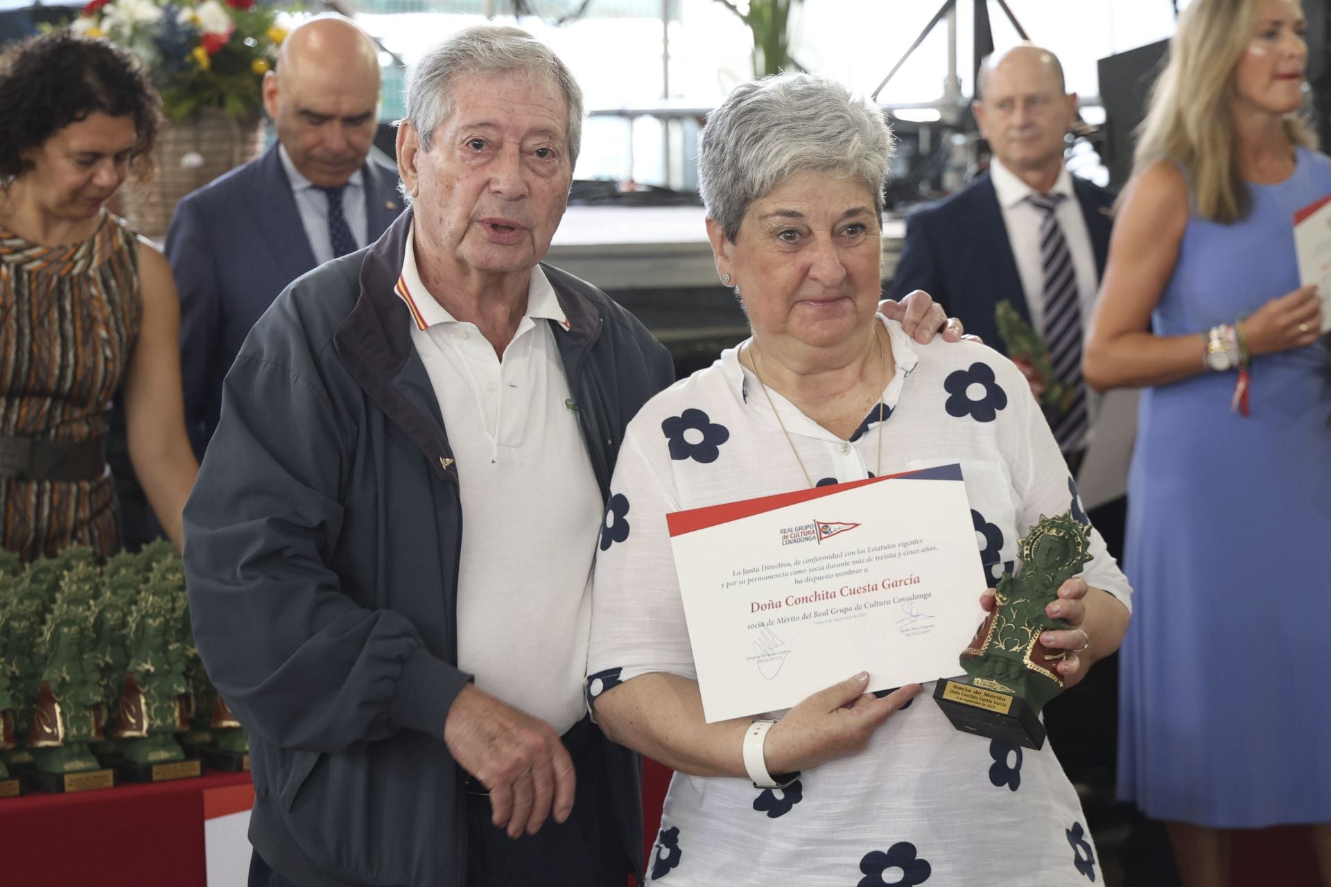 El Grupo Covadonga reconoce a sus socios