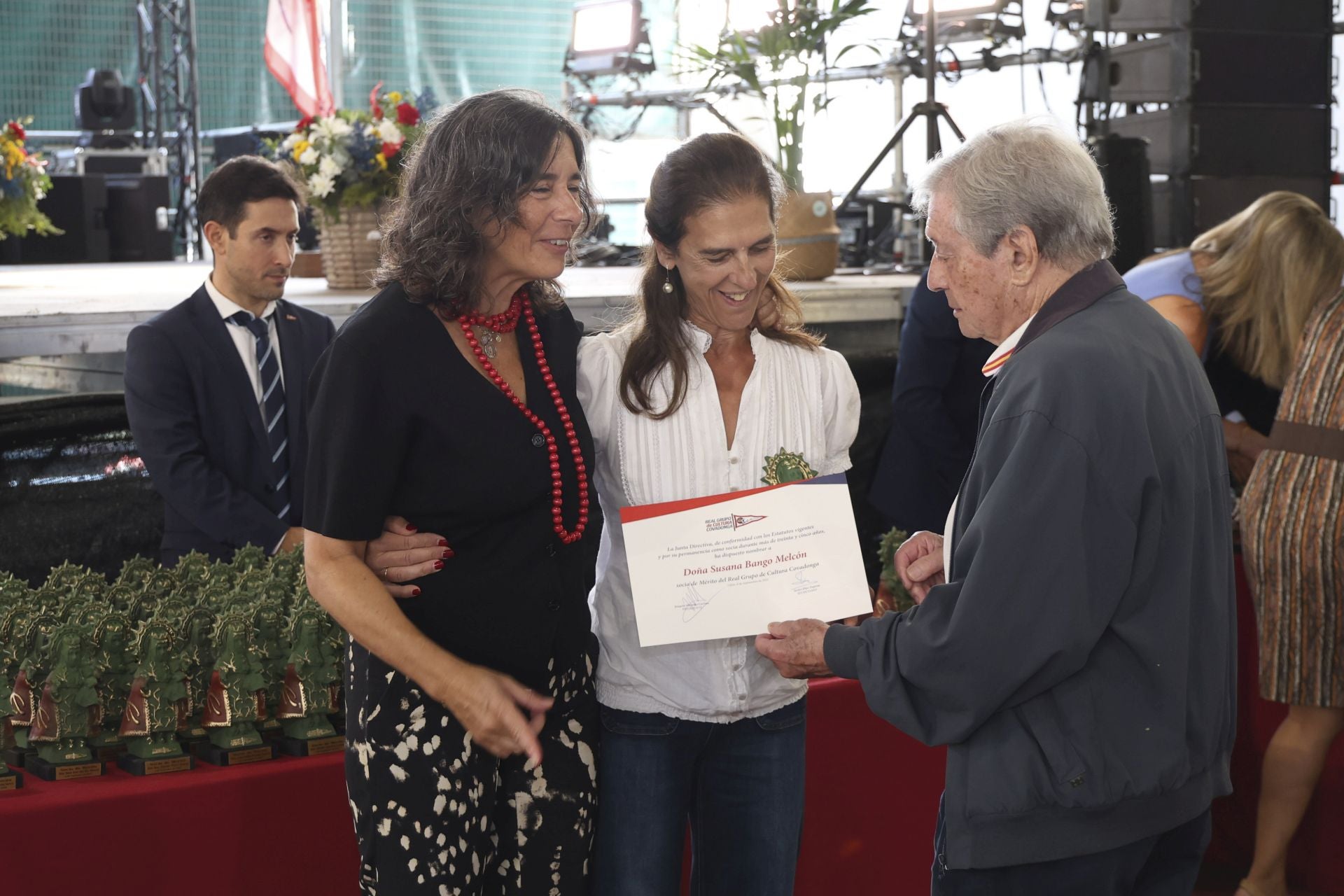 El Grupo Covadonga reconoce a sus socios