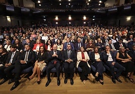 La sala principal del Auditorio Príncipe Felipe registró un lleno absoluto. En las primeras filas, las autoridades del Principado y la delegada del Gobierno.