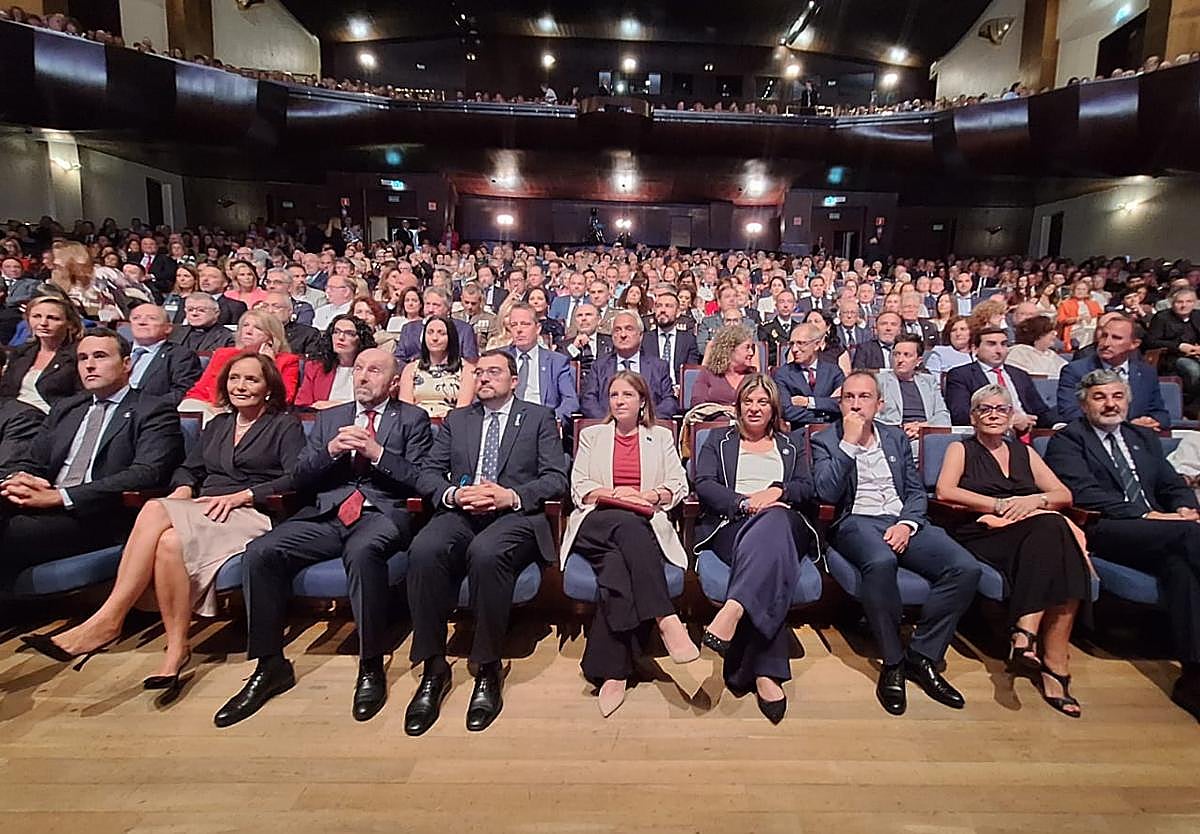 Emoción y reivindicación en la entrega de las Medallas de Asturias 2025