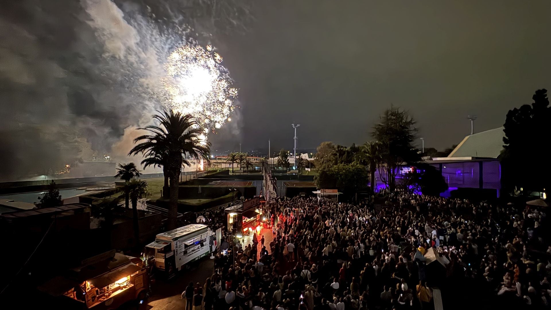 El Grupo Covadonga ilumina el cielo de Gijón con las celebraciones en honor a su patrona