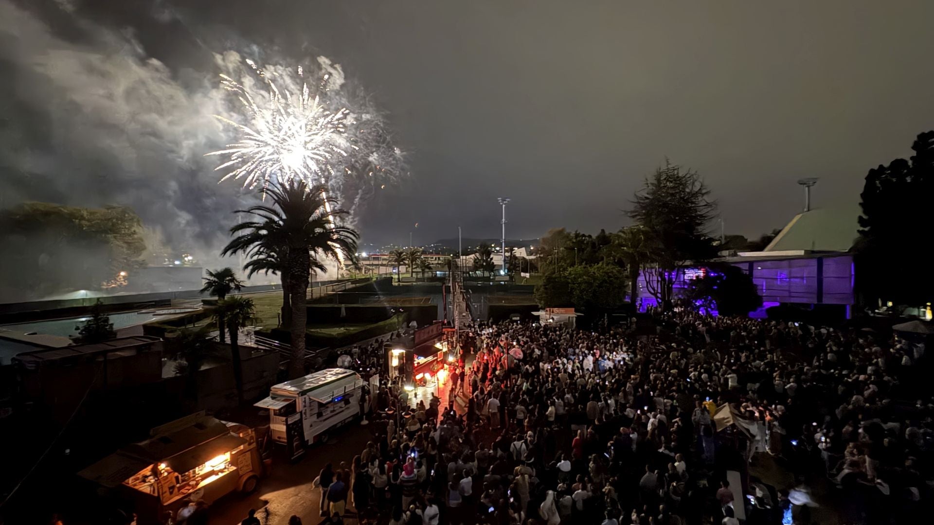 El Grupo Covadonga ilumina el cielo de Gijón con las celebraciones en honor a su patrona