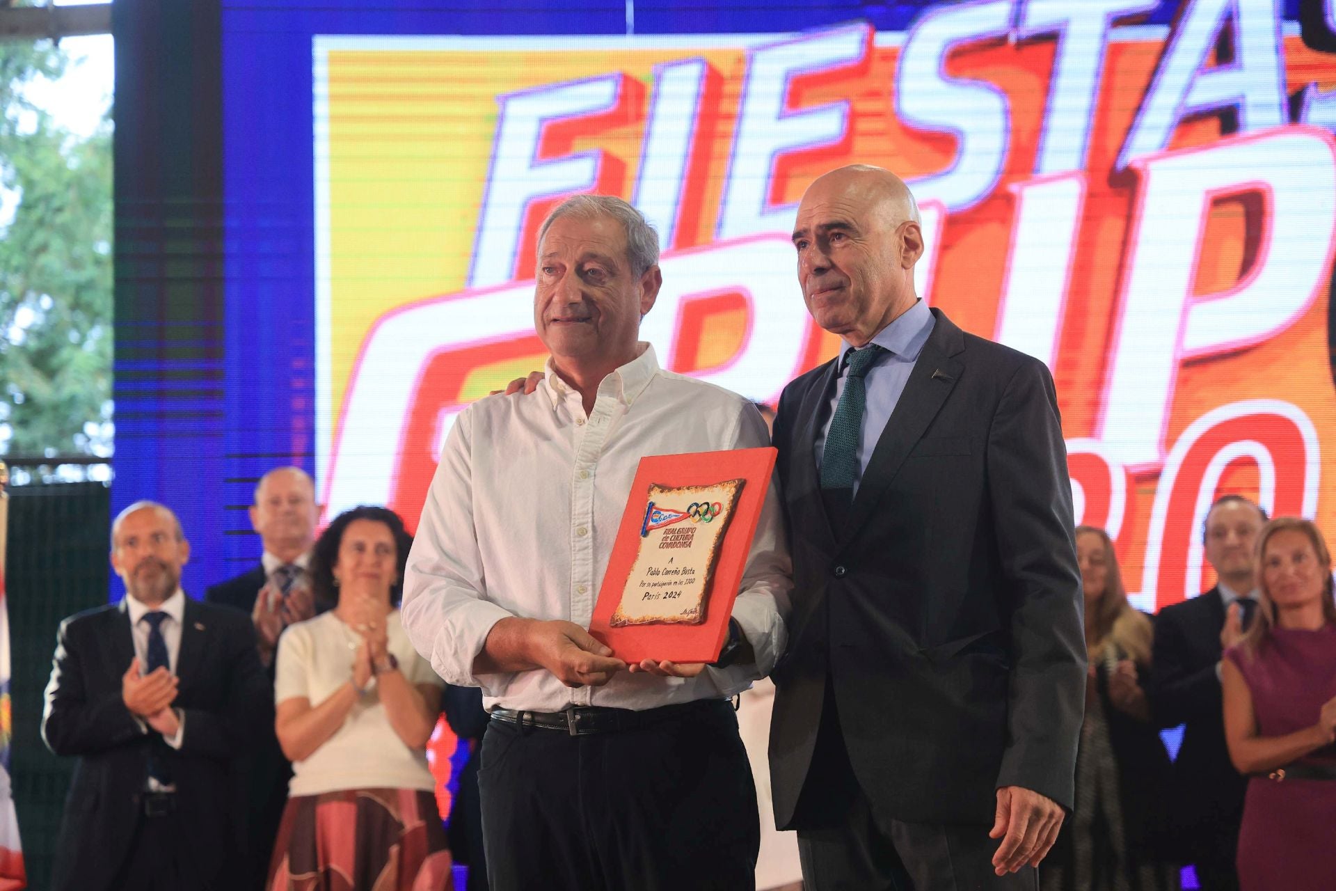 El Grupo Covadonga homenajea a 143 socios para celebrar el Día de Asturias