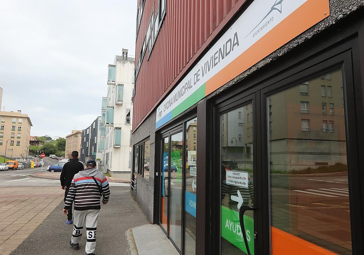 La oficina de vivienda, que gestiona la Fundación San Martín, está en la calle Balandro de El Nodo.