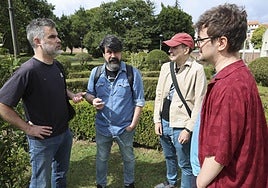 Los autores asturianos Xon de la Campa, Israel Álvarez, Dani Castaño y Arkaitz González están participando en las Jornadas del Cómic de Avilés.