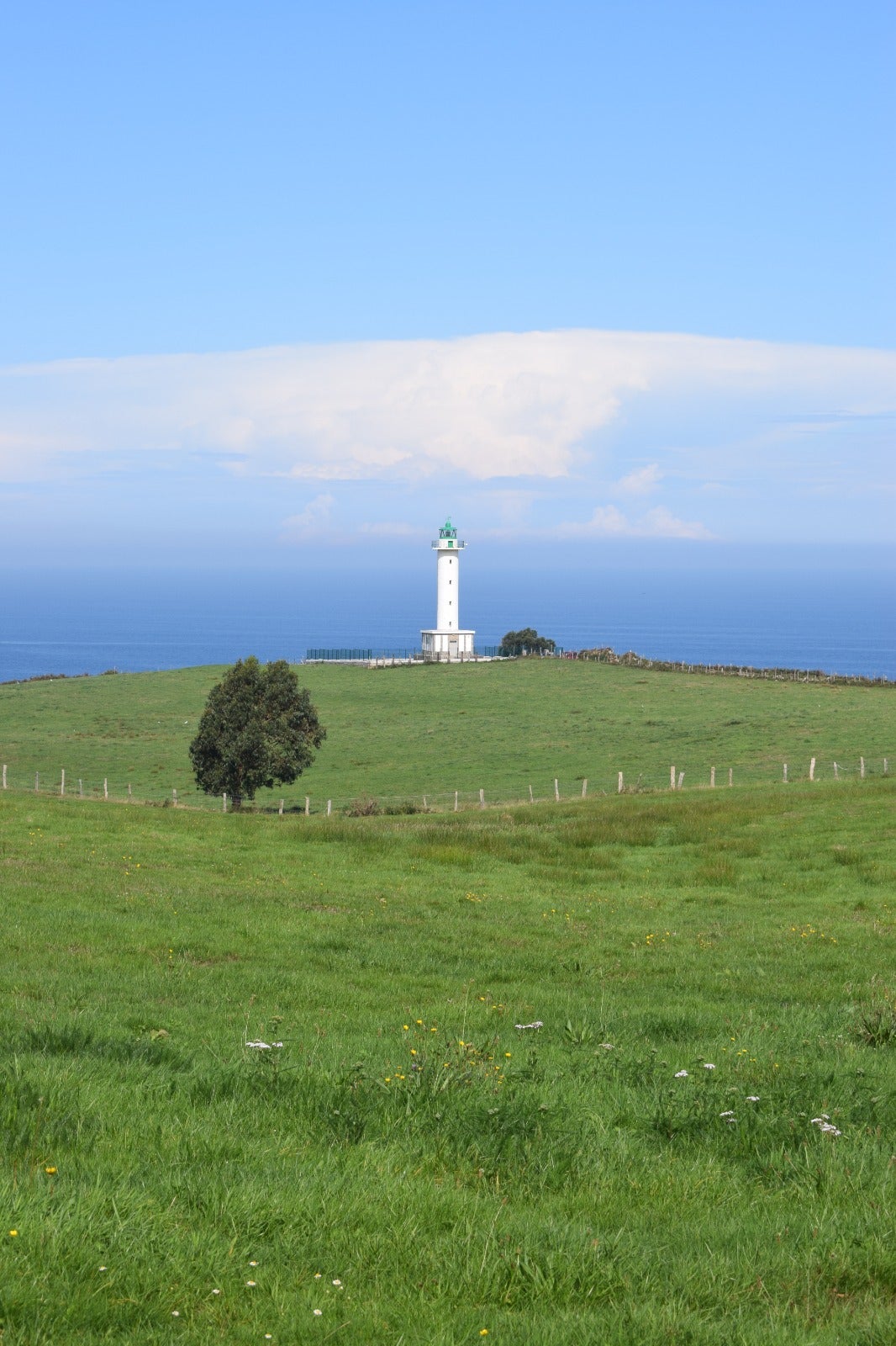 Imagen secundaria 2 - La gran ruta costera de Asturias: 36 etapas para caminar entre playas