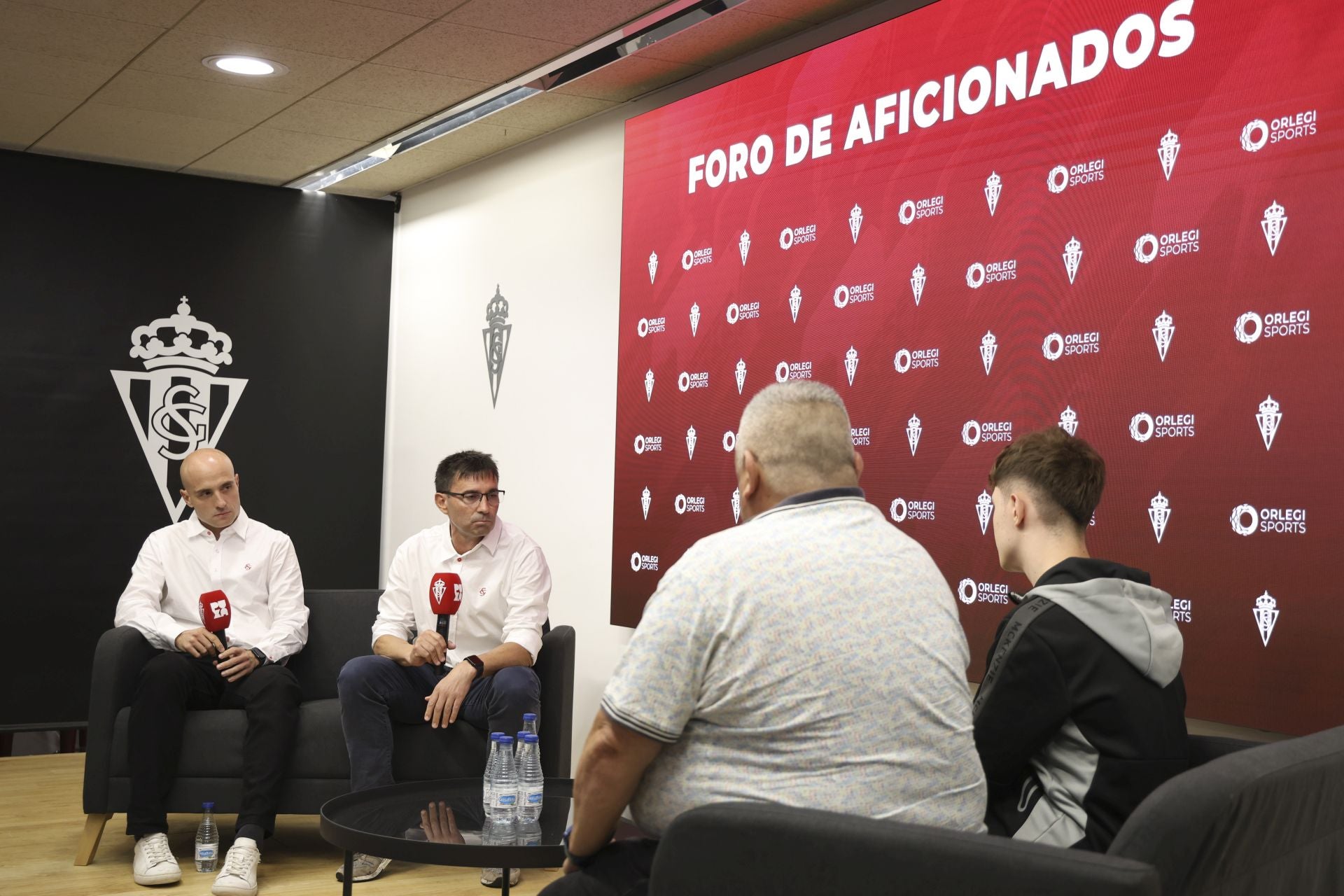 El foro de aficionados del Sporting, en imágenes