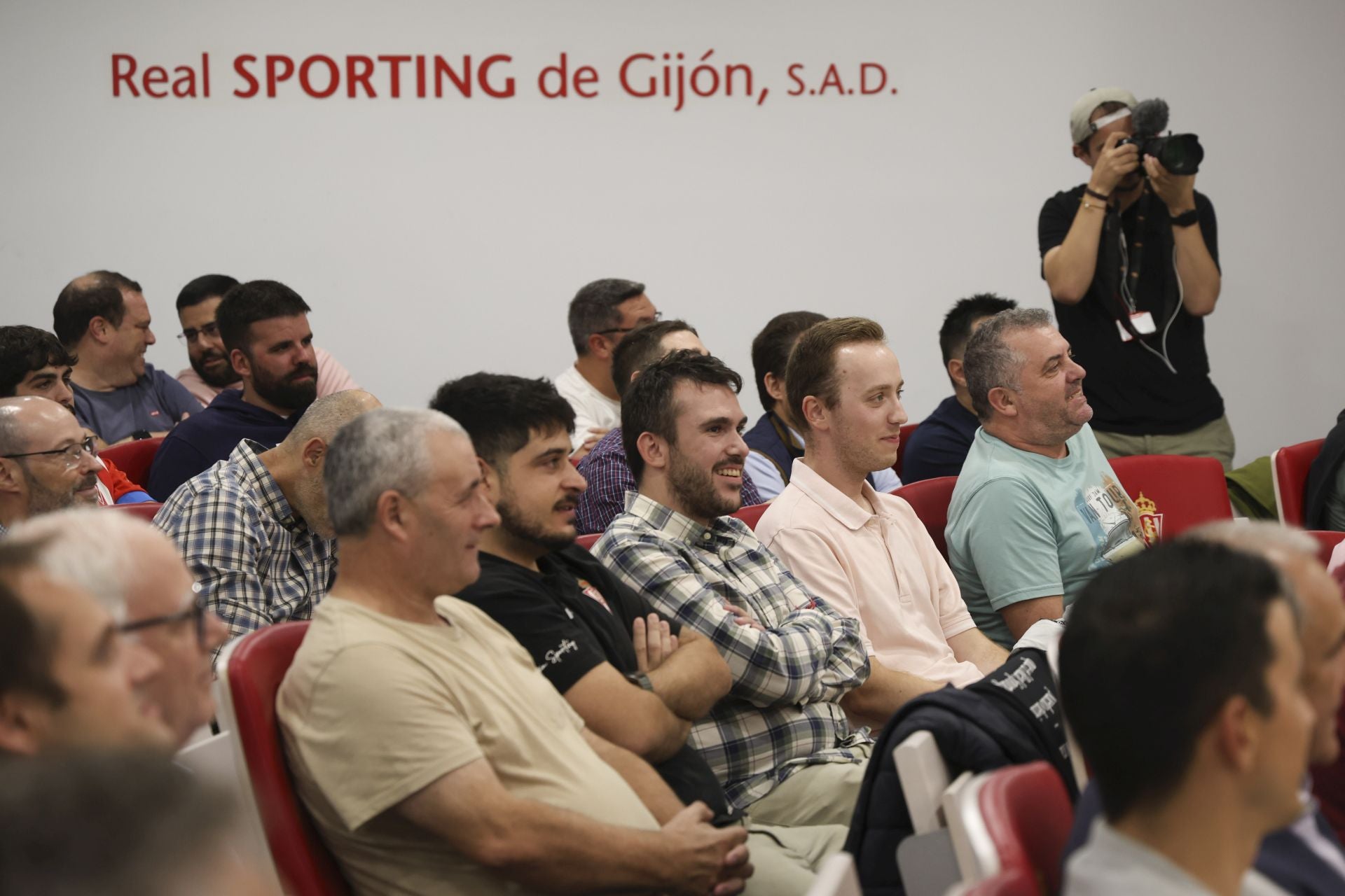 El foro de aficionados del Sporting, en imágenes