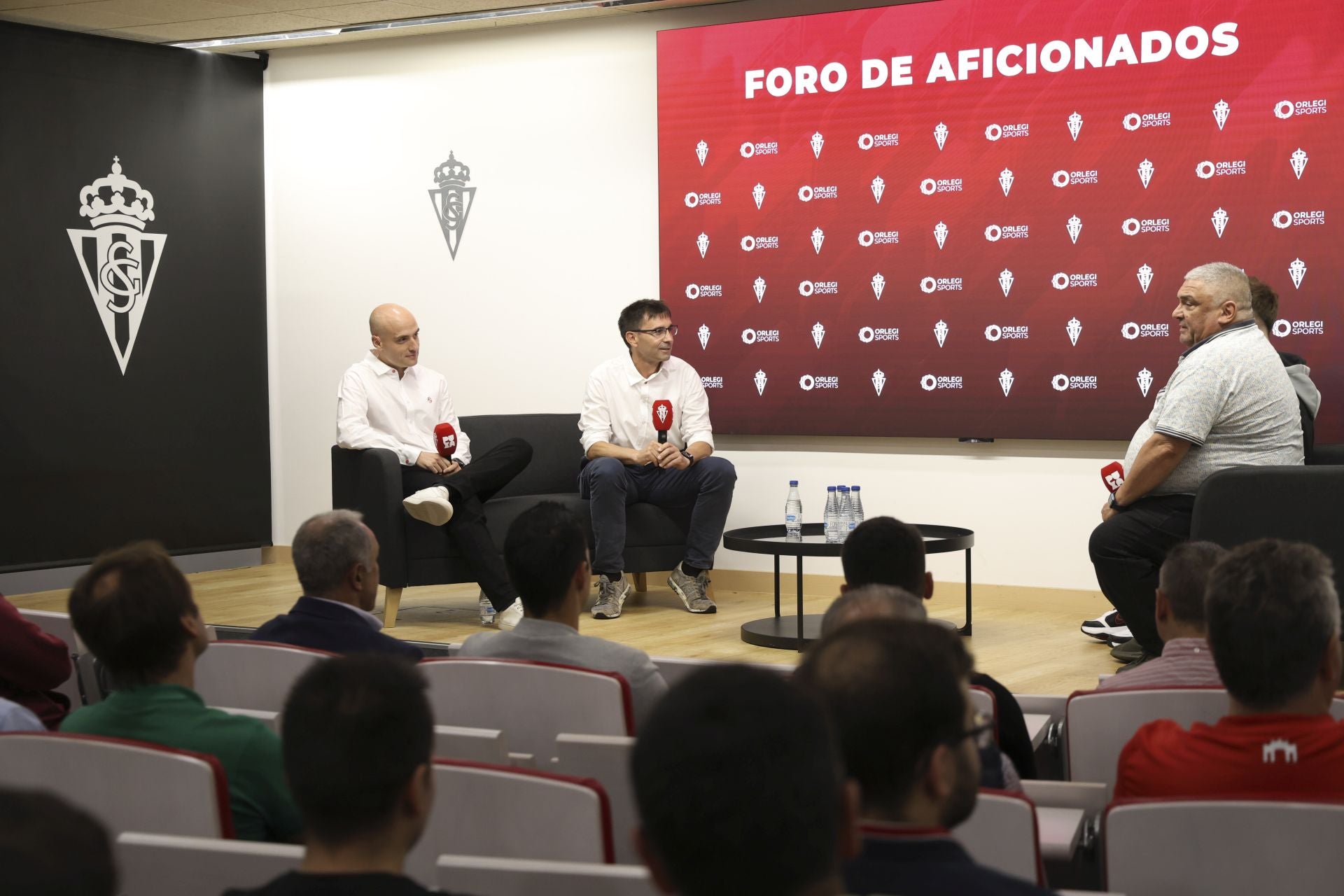 El foro de aficionados del Sporting, en imágenes