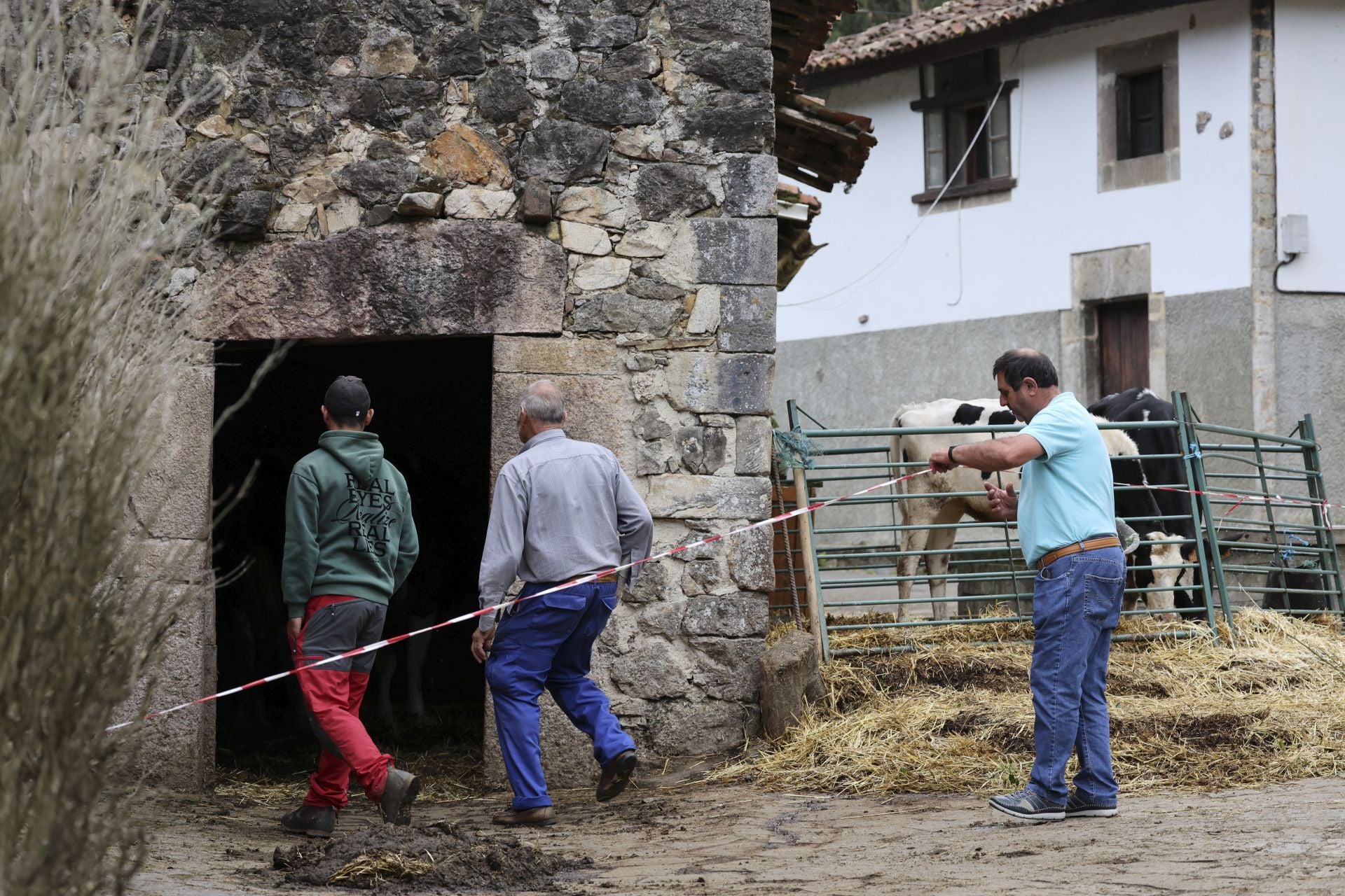 Una muerte tras una paliza en Ribadesella: las imágenes del suceso