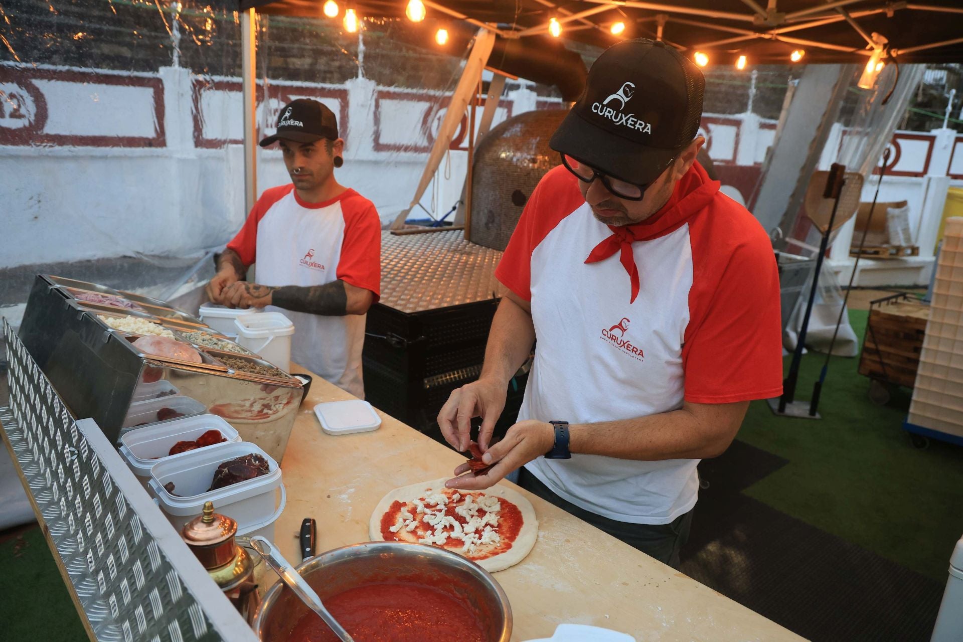 Cerveza, comida y mucha fiesta en el Oktoberfest de Gijón