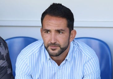 Dani Vidal, entrenador del Real Avilés: «Sabía que había equipo para competir en la categoría