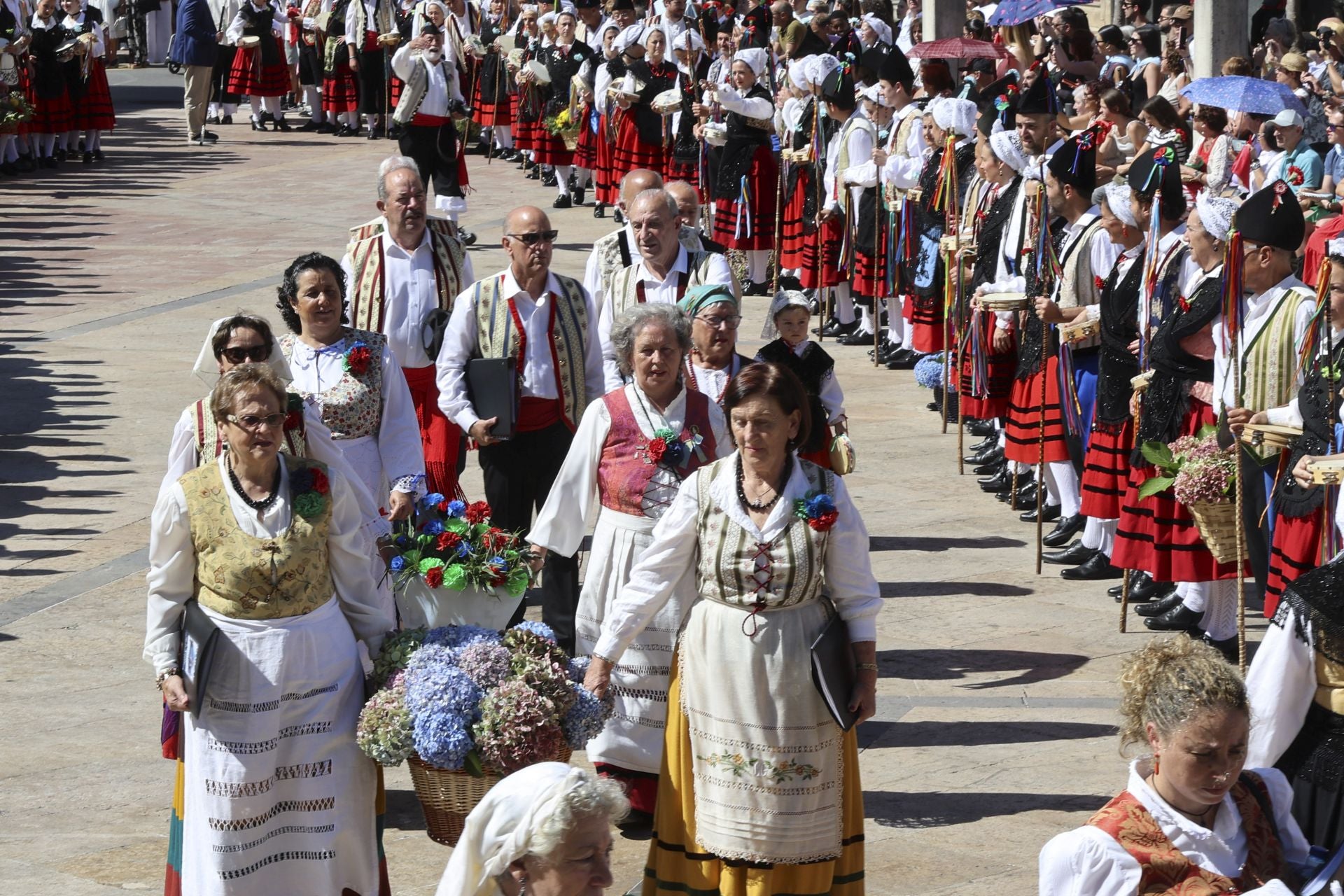 Villaviciosa celebra por todo lo alto el día grande de sus fiestas