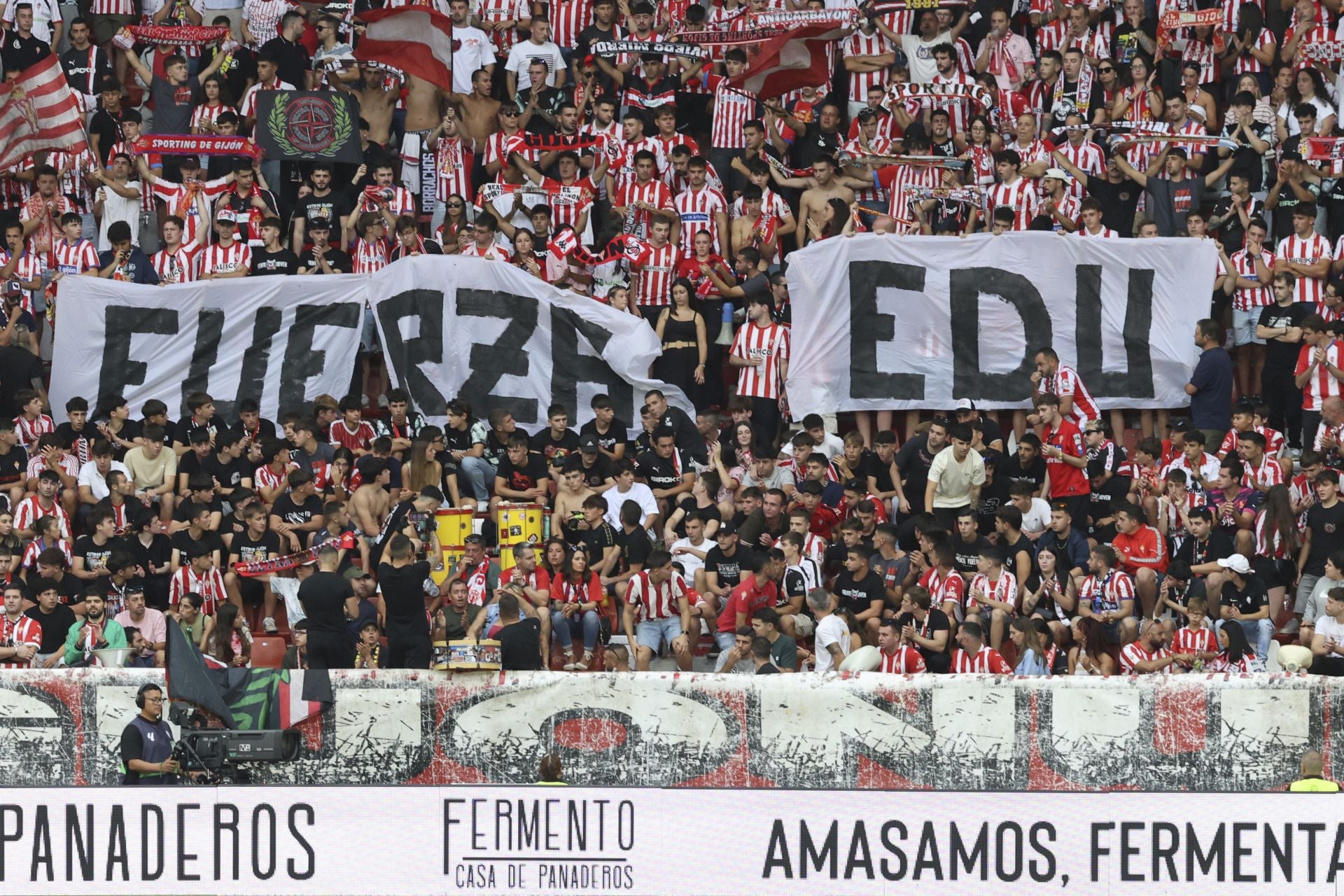 Las mejores jugadas del Sporting de Gijón - Burgos en imágenes