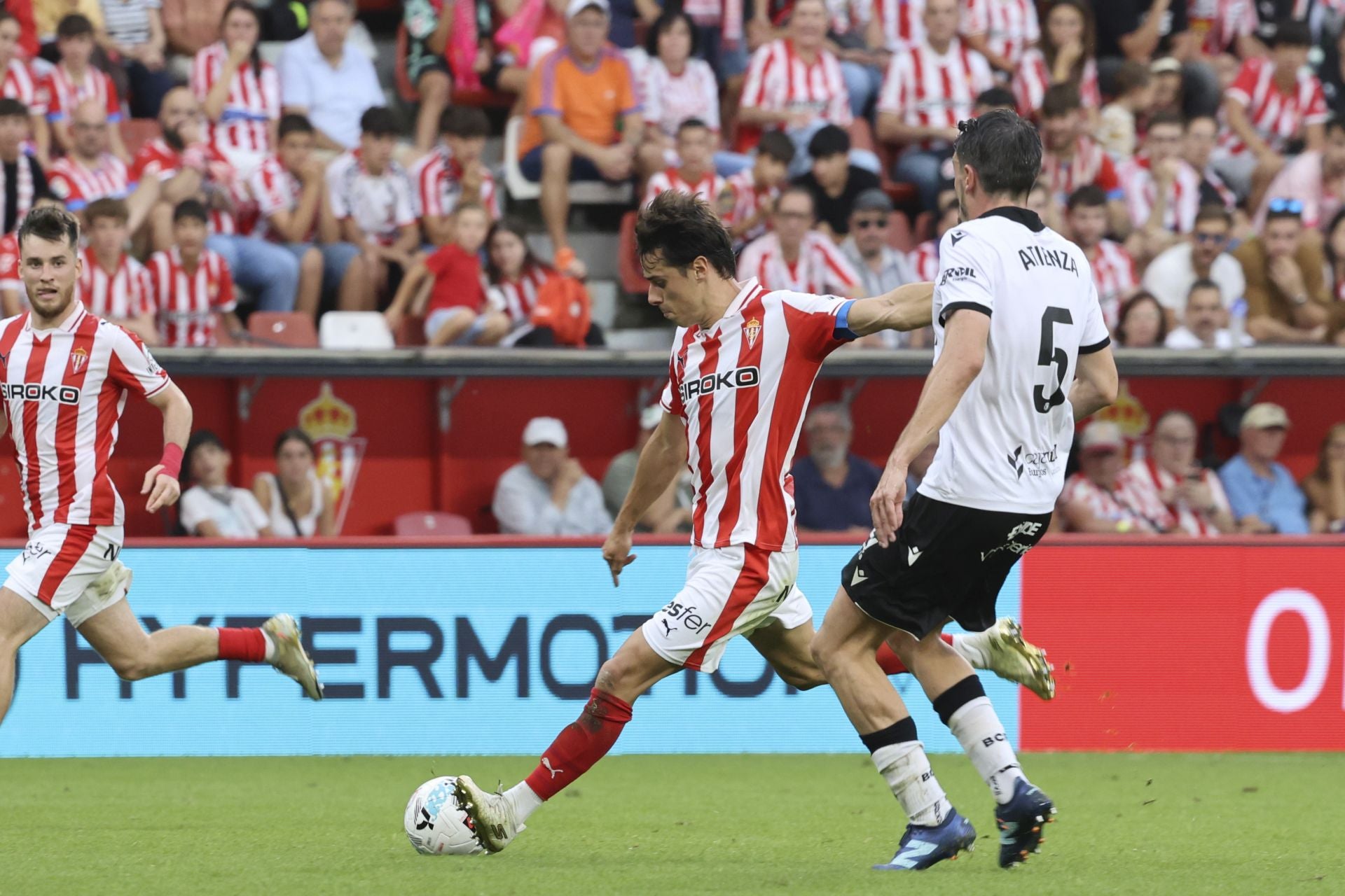 Las mejores jugadas del Sporting de Gijón - Burgos en imágenes