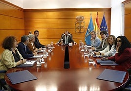 Adrián Barbón preside el Consejo de Gobierno.