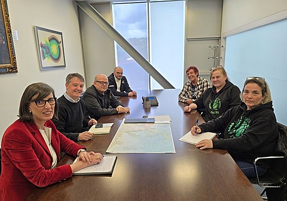 Roqueñí, durante su reunión con los clubes en abril.