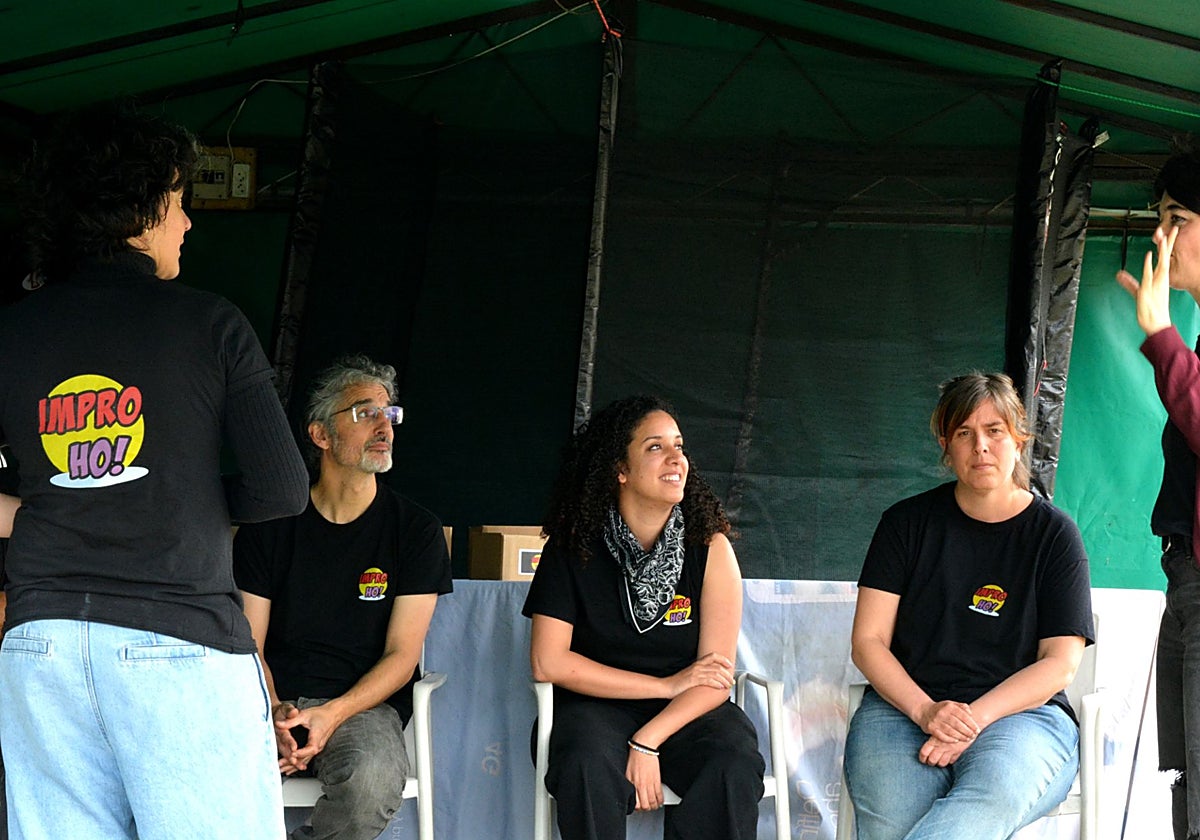 El grupo de teatro Impro Ho de Cabranes