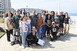 El equipo del documental sobre Carmen López, ayer en Salinas.