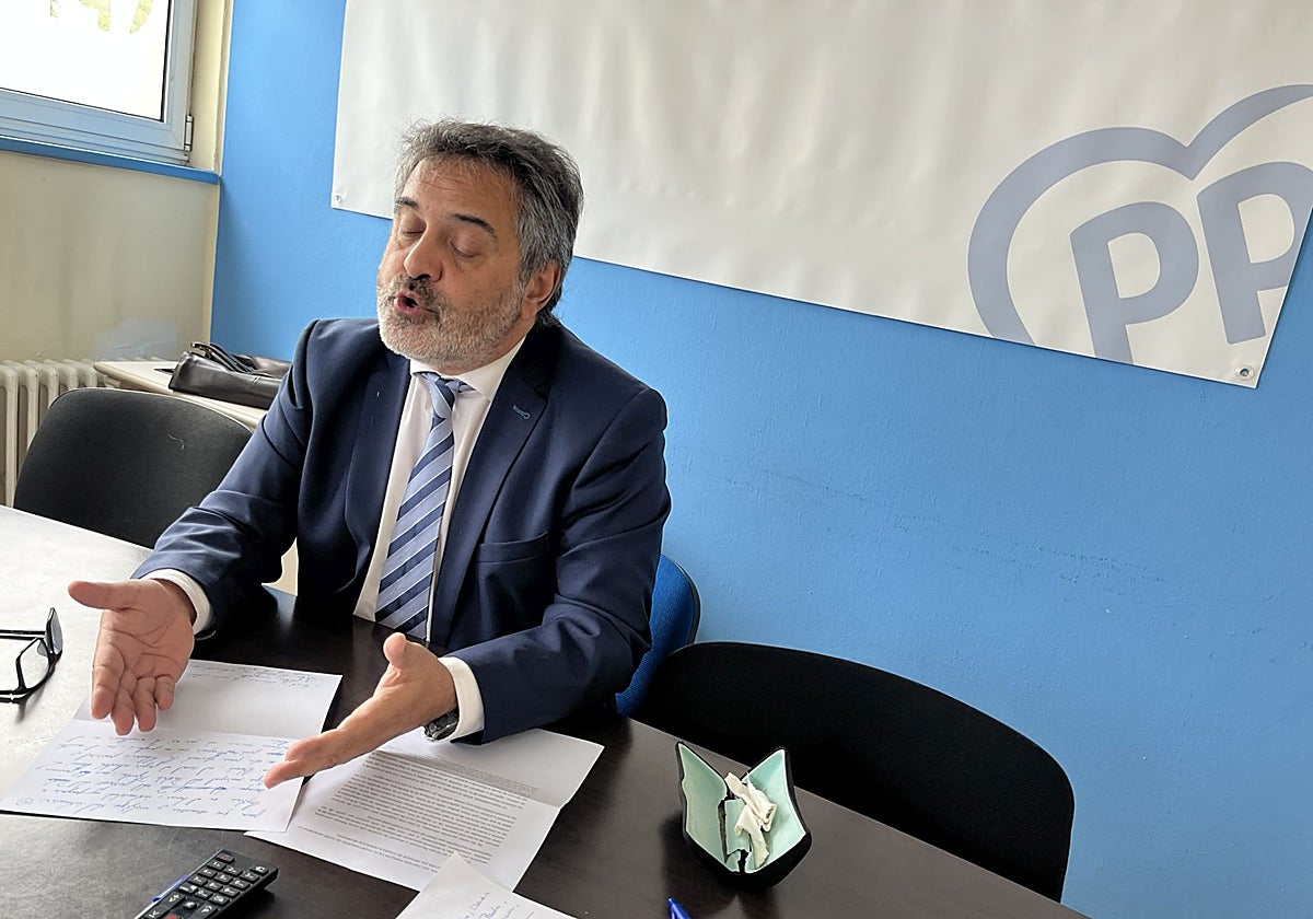 El portavoz del PP de Siero, Juan Luis Berros.