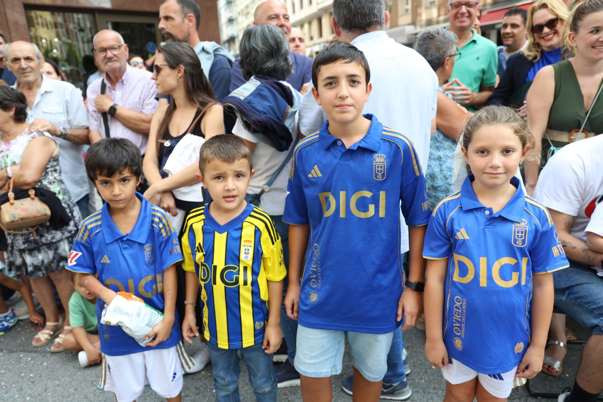 El desfile del Día de América en Asturias 2025, en imágenes