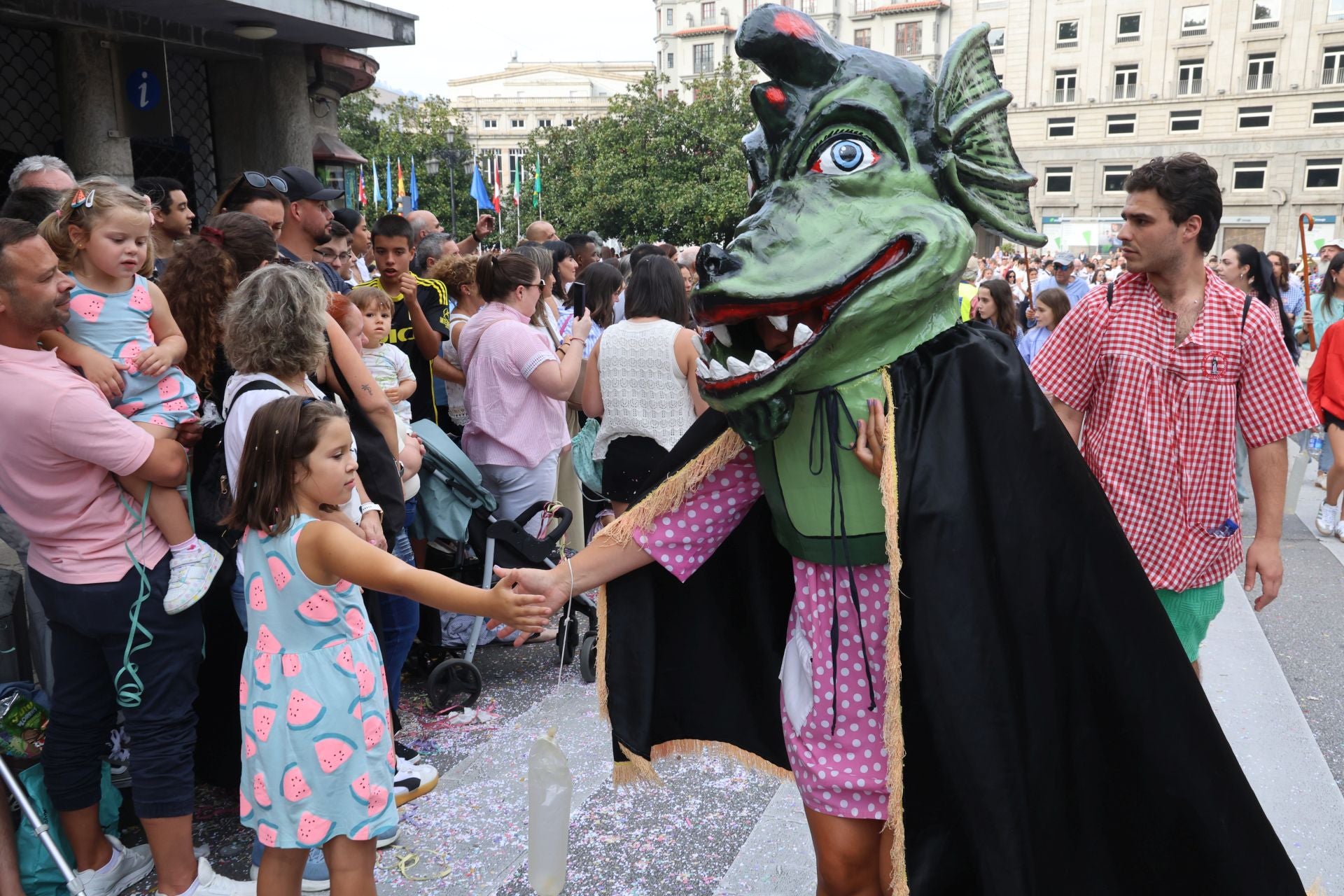 El desfile del Día de América en Asturias 2025, en imágenes