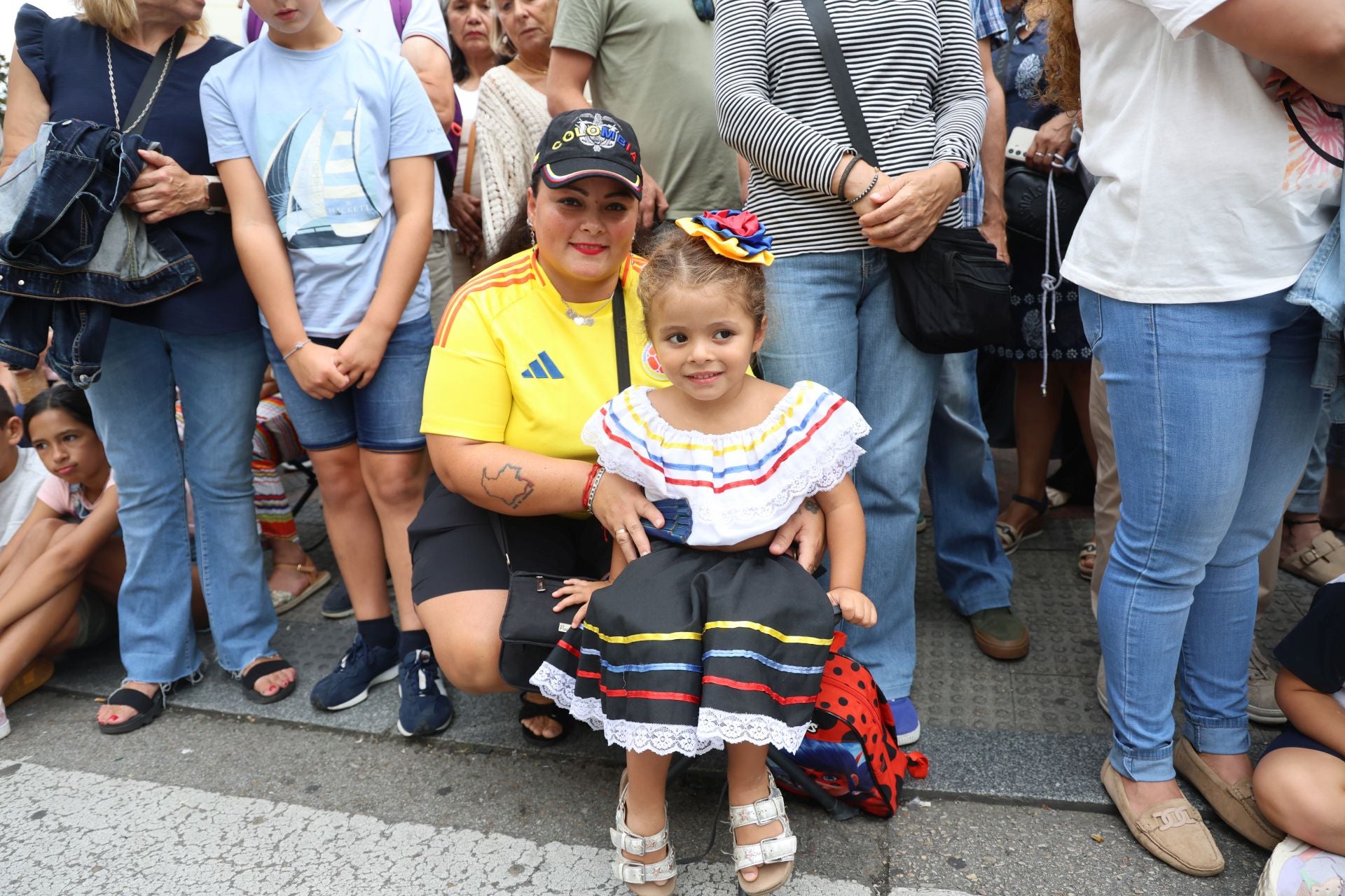 El desfile del Día de América en Asturias 2025, en imágenes