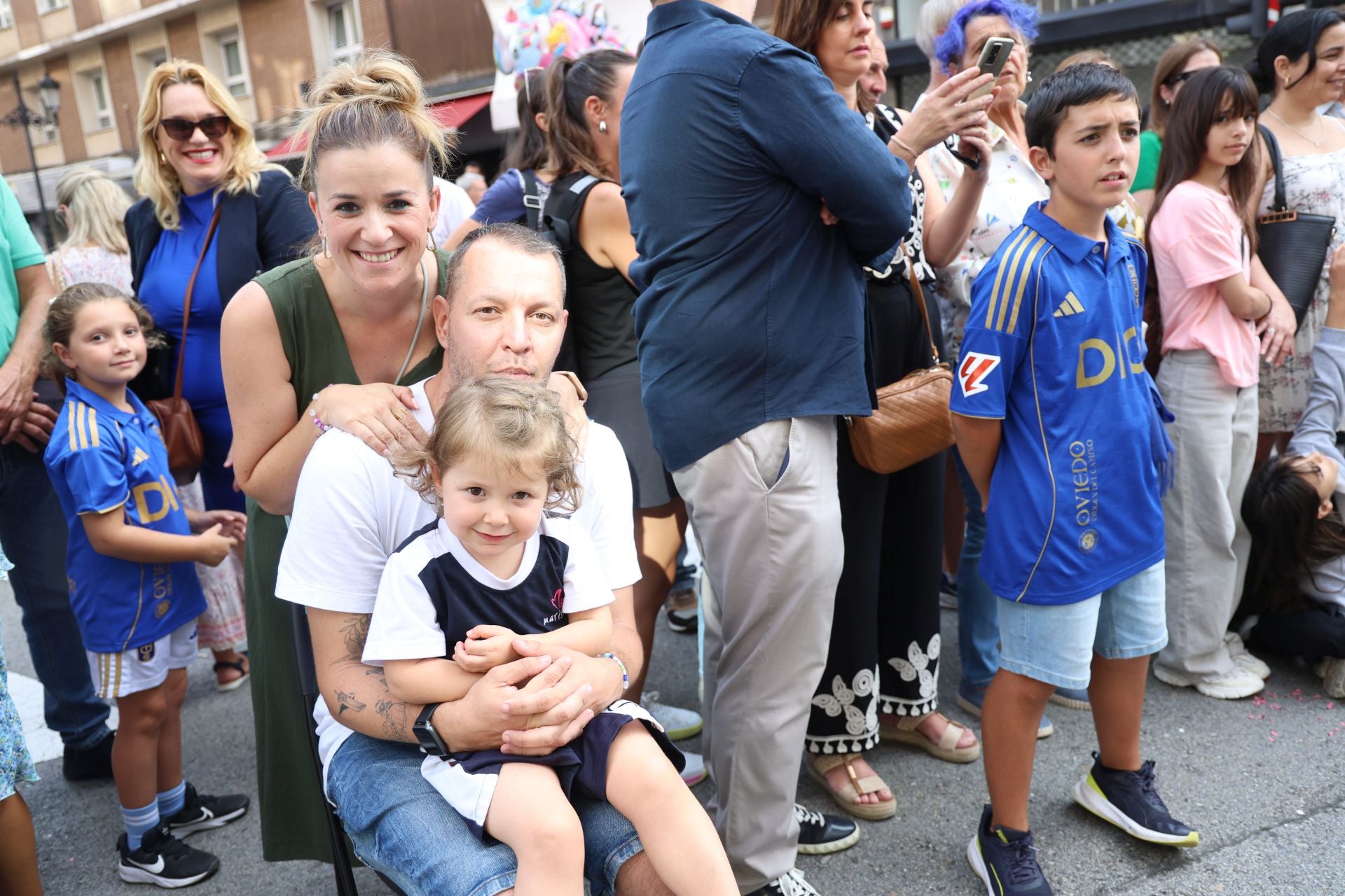 El desfile del Día de América en Asturias 2025, en imágenes