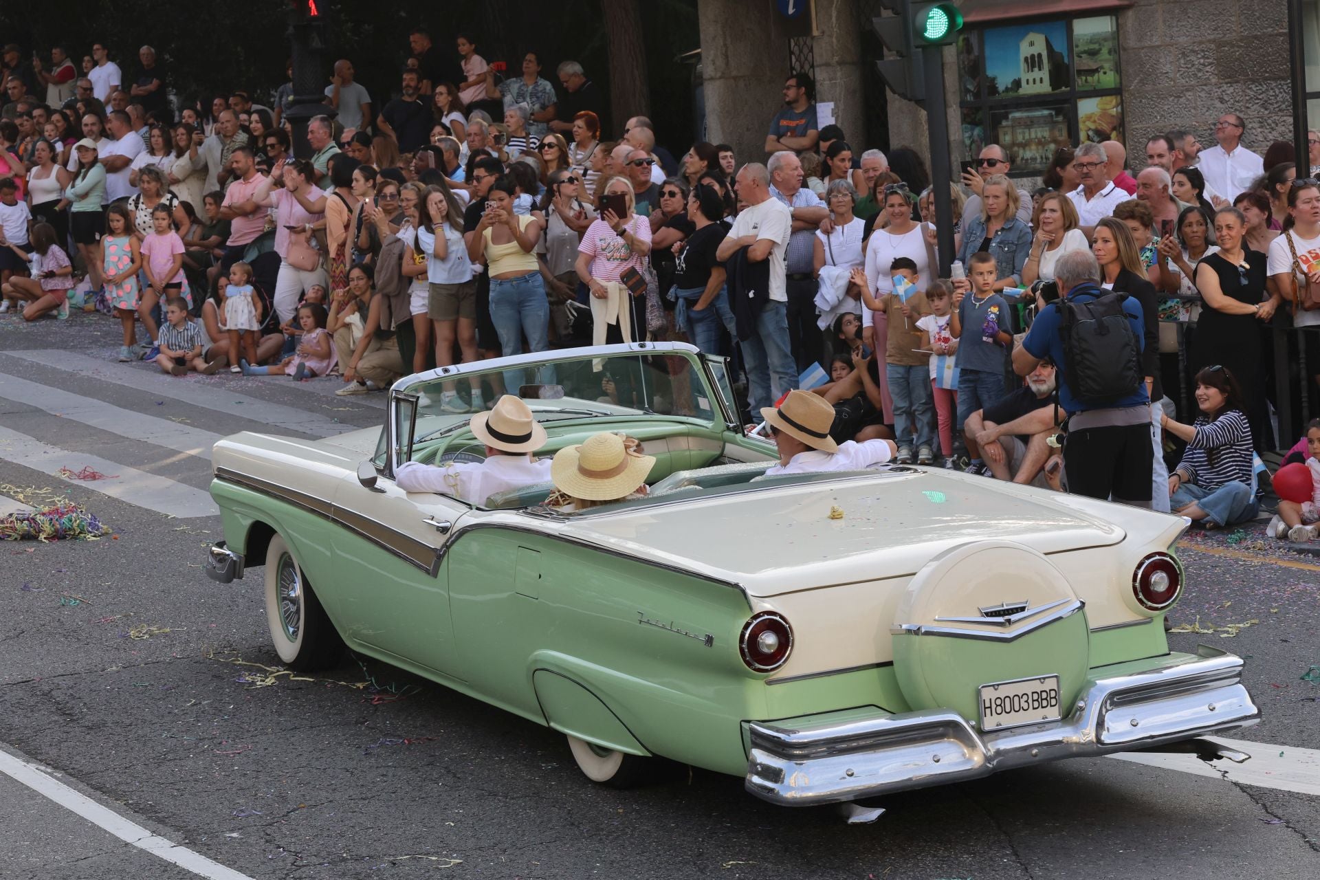 El desfile del Día de América en Asturias 2025, en imágenes