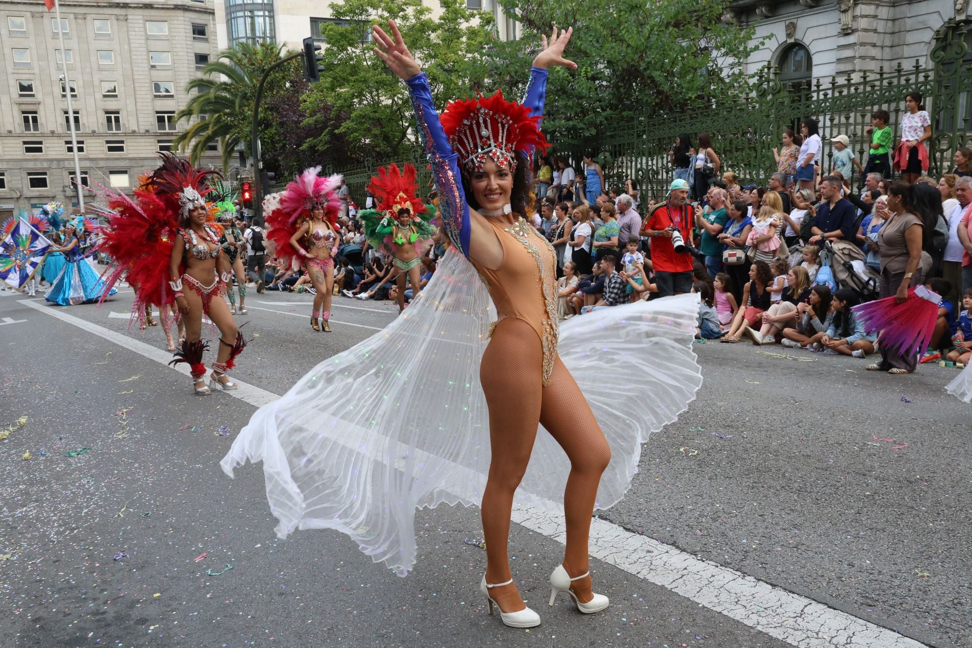 El desfile del Día de América en Asturias 2025, en imágenes