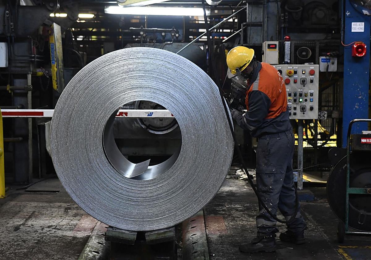 Arcelor tiene 450 bajas médicas diarias de media, que afectan al 12% de la plantilla en Asturias