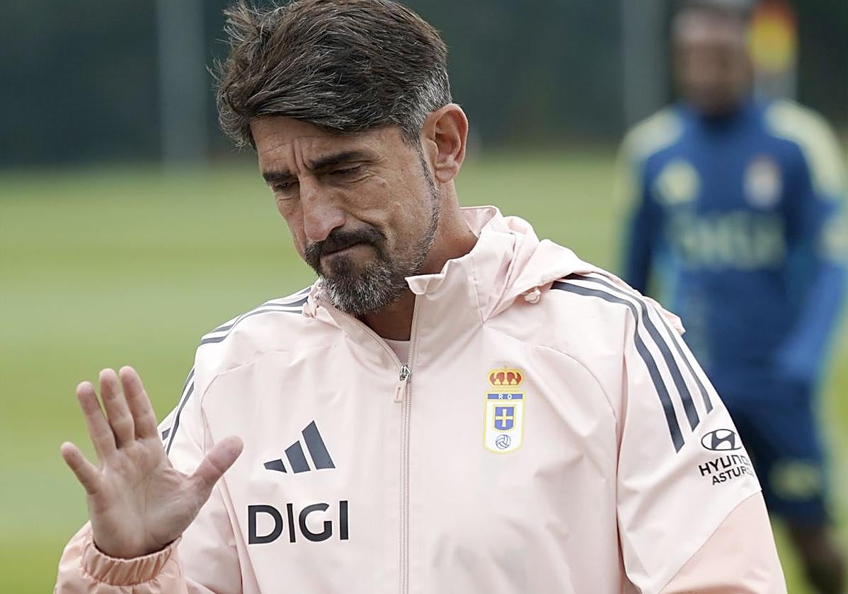 Veljko Paunovic, entrenador del Real Oviedo.