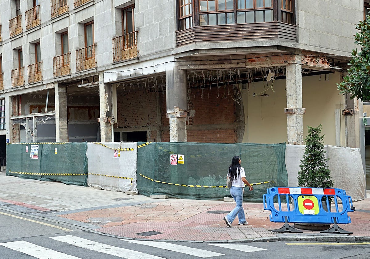 El local donde estuvo Las Novedades hasta 2009, en obras.