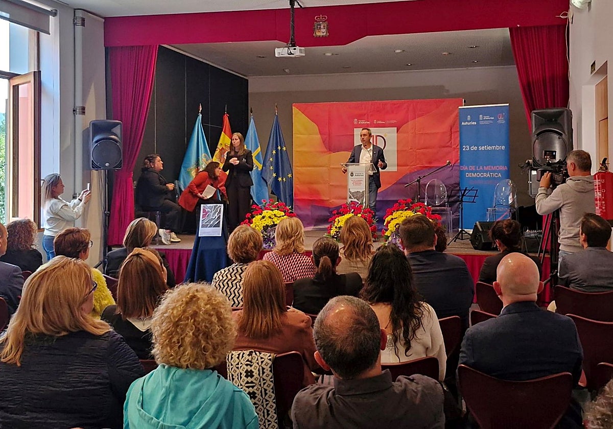 El consejero Ovidio Zapico, en el acto institucional por el Día de la Memoria Democrática.