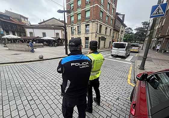 Agentes de la Policía de Siero.