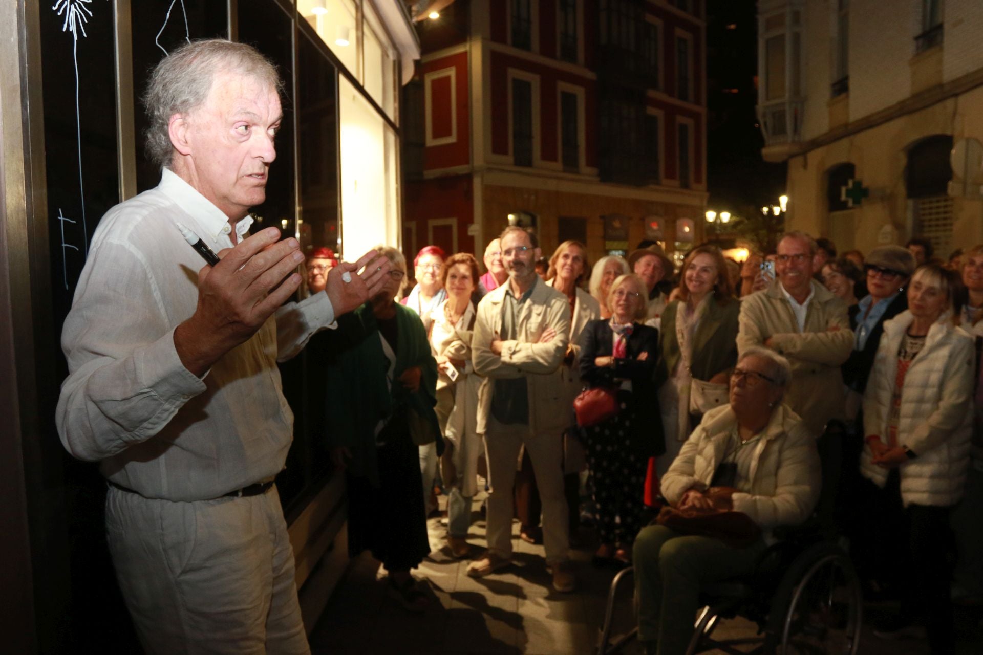 Música, arte y teatro en la Noche Blanca de Gijón