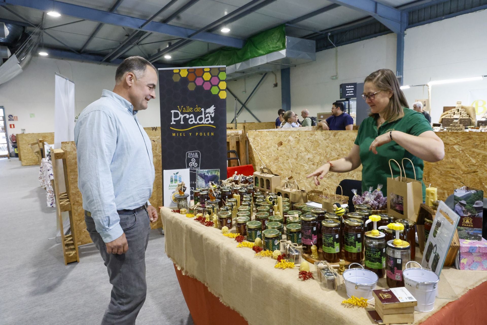 Agropec abre sus puertas