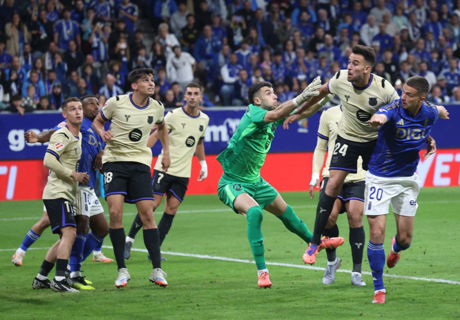 Las mejores jugadas del Real Oviedo - Barcelona