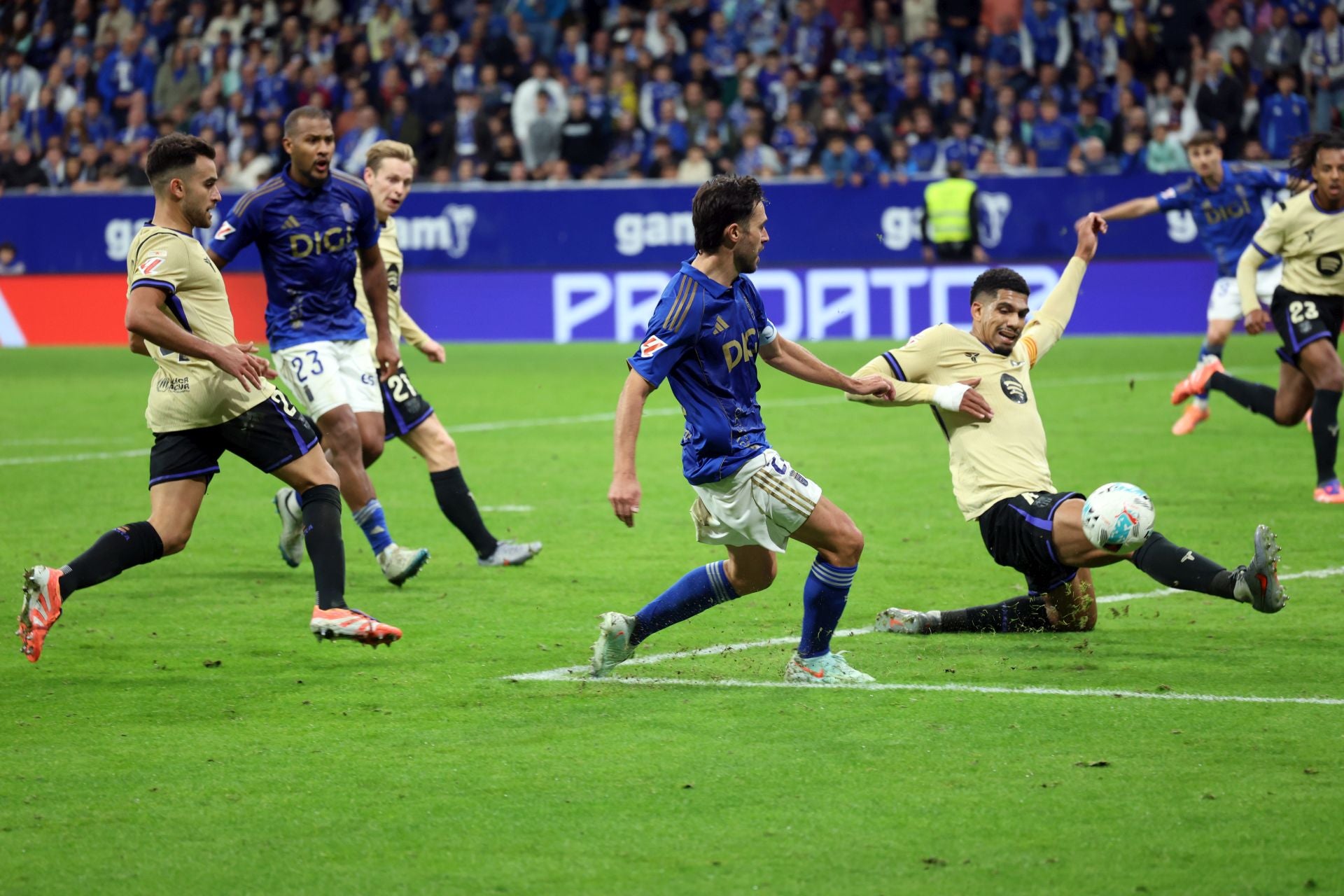 Las mejores jugadas del Real Oviedo - Barcelona