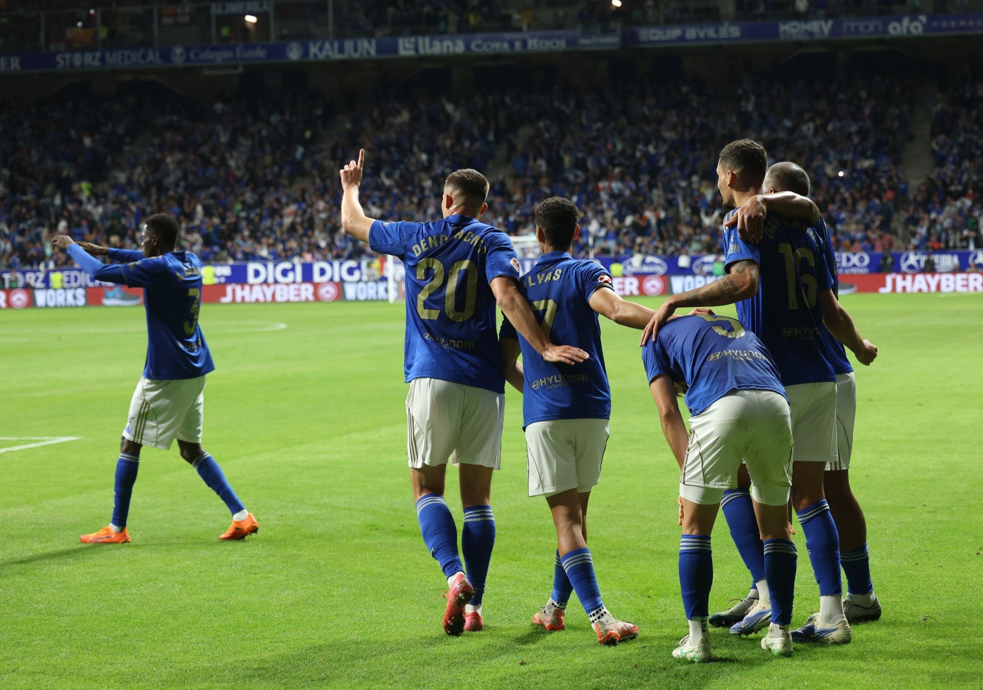 Las mejores jugadas del Real Oviedo - Barcelona