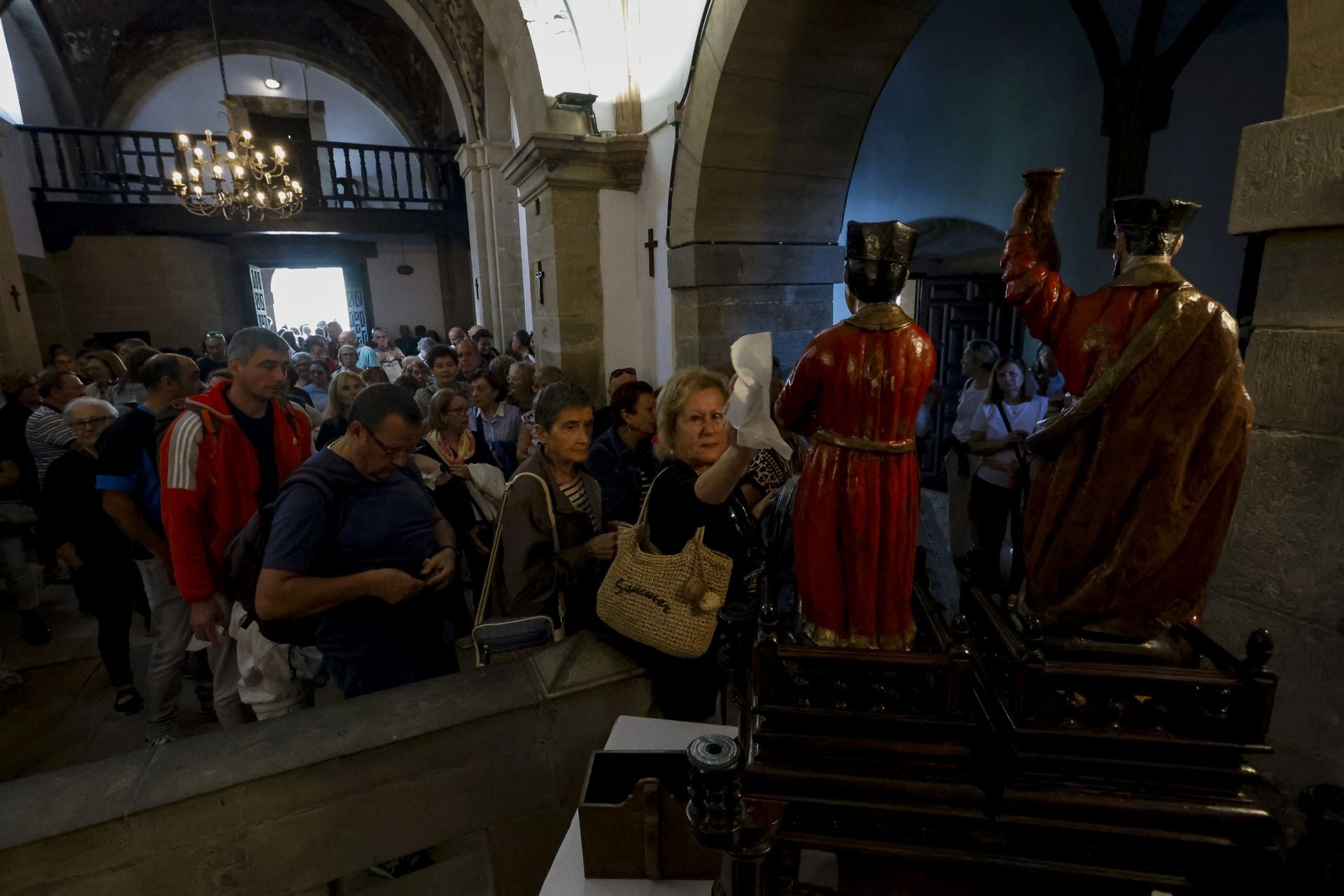 Los Mártires de Valdecuna llenan Mieres de tradición y celebración