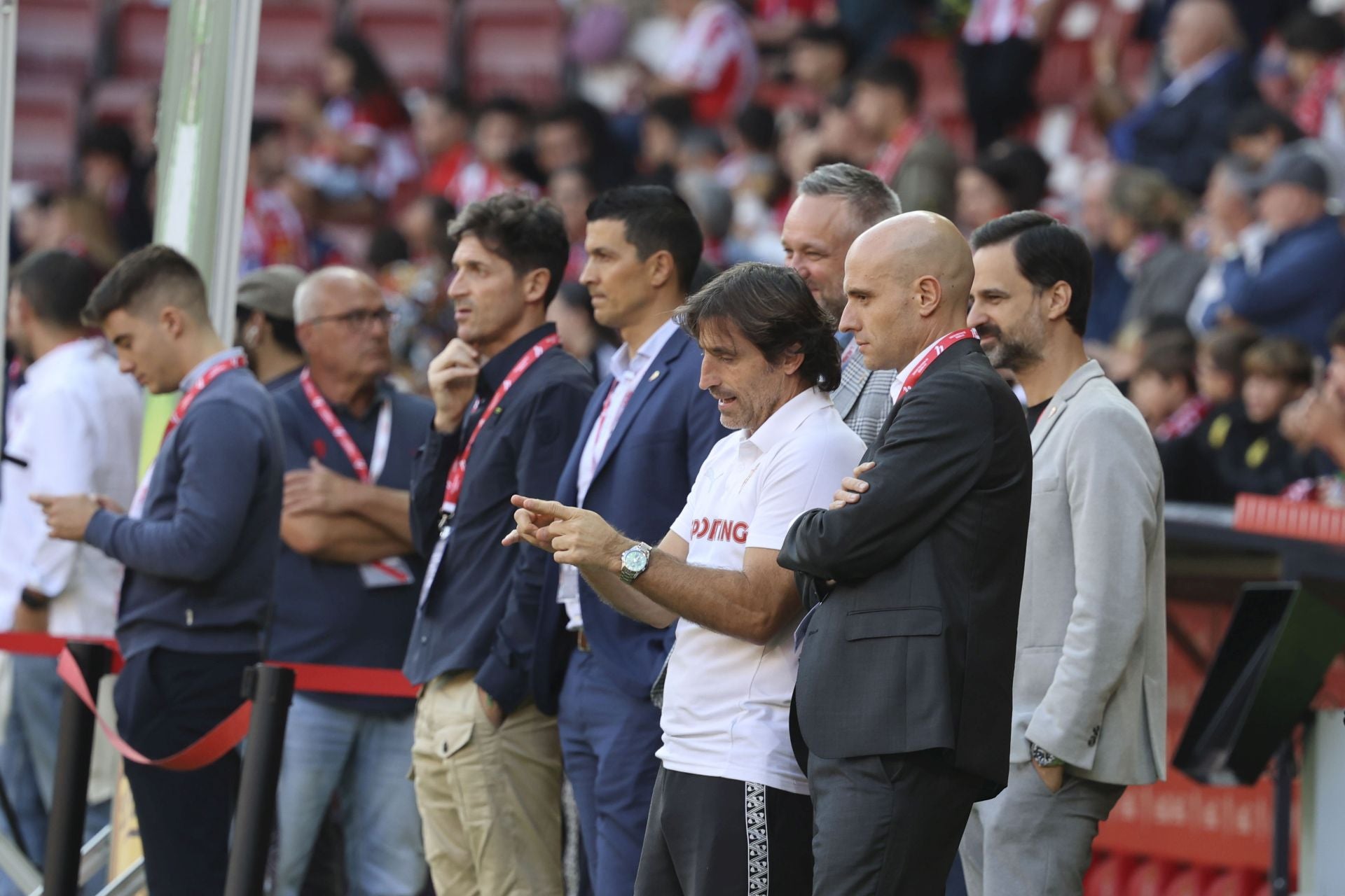 ¿Estuviste este domingo en El Molinón? ¡Búscate entre las fotos del Sporting-Albacete!