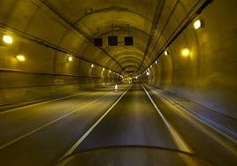 Calzada con un solo carril para cada sentido, por las obras para modernizar los túneles del Huerna.