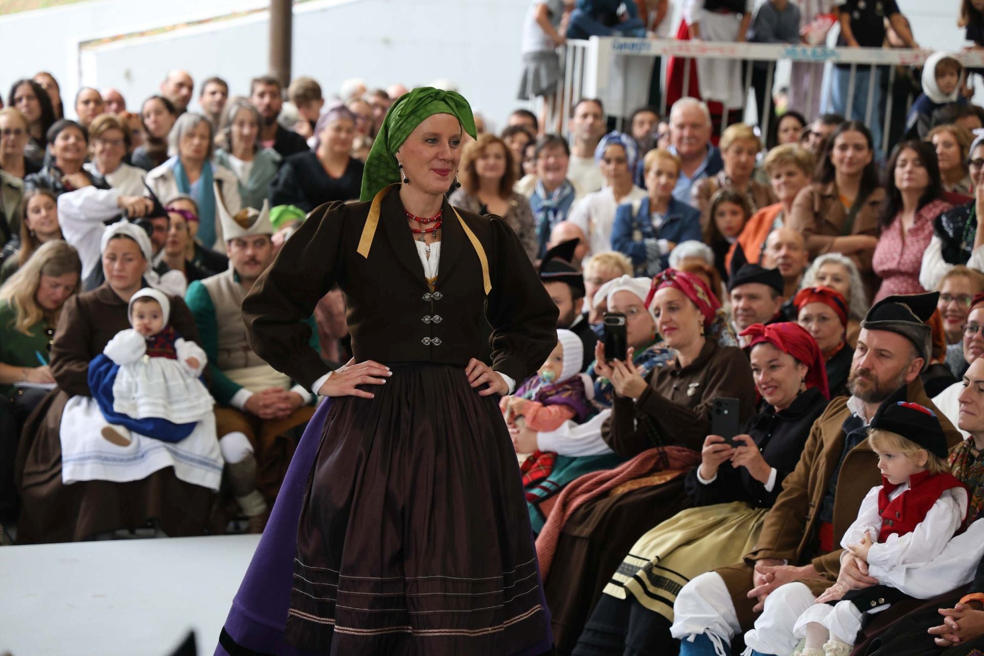 Los trajes regionales, de pasarela en Grado