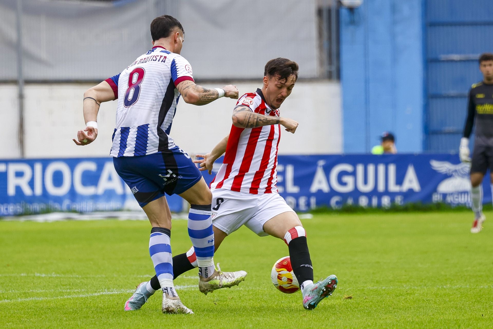 Las imágenes de la remontada del Real Avilés ante el Bilbao Athletic