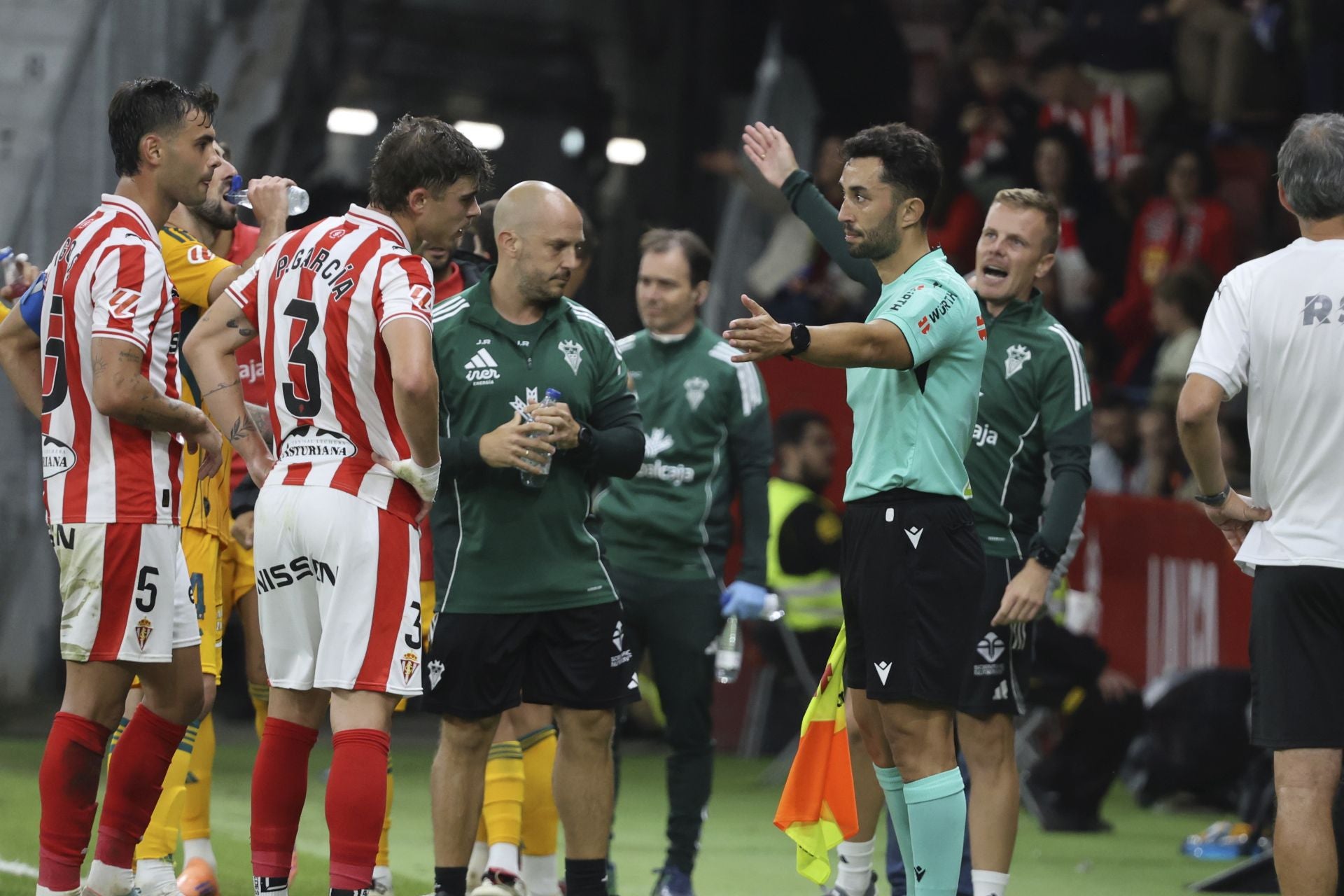 Las mejores imágenes del Sporting de Gijón - Albacete