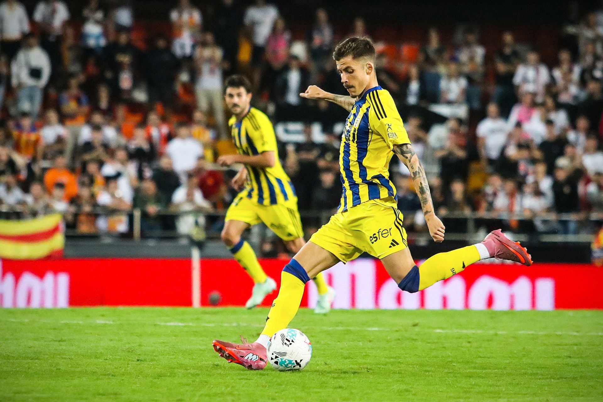 Las mejores jugadas de la remontada del Real Oviedo en Valencia