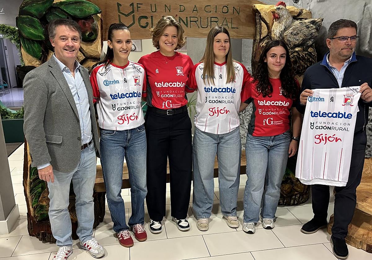 De izquierda a derecha: Fernando Sierra, Mariona Colomer, Viky Caretta, Laia Juan, Aine Pérez y José Ántonio Migoya.