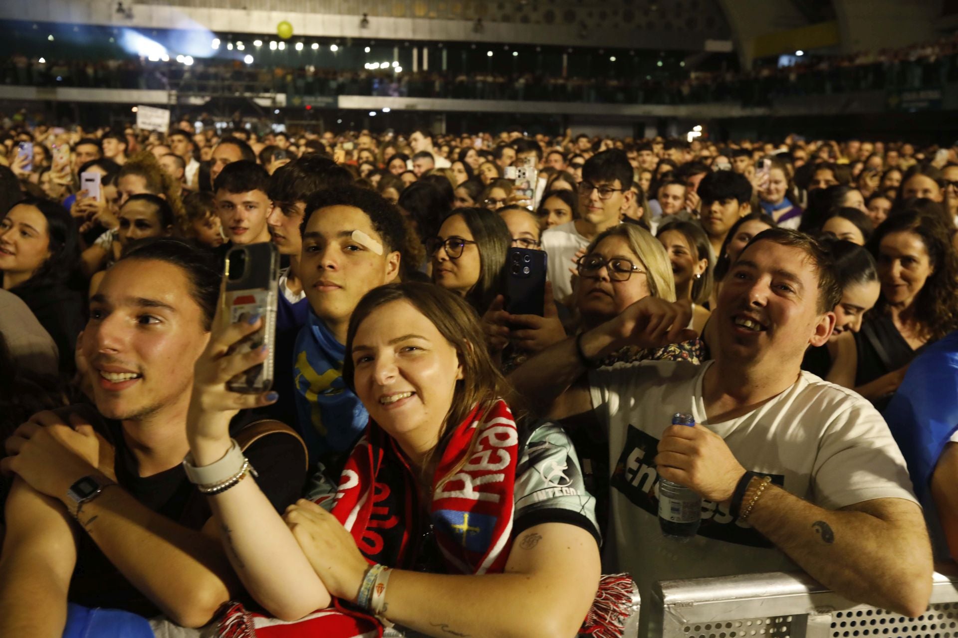 Melendi arrasa en su regreso a Avilés veinte años después