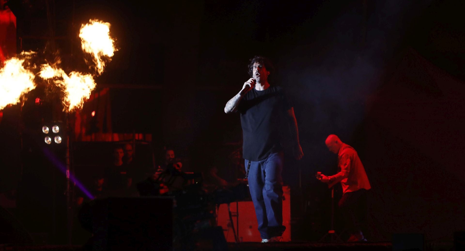 Melendi arrasa en su regreso a Avilés veinte años después